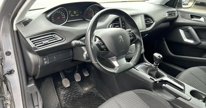 Peugeot 308 cena 50000 przebieg: 113968, rok produkcji 2019 z Wołomin małe 301